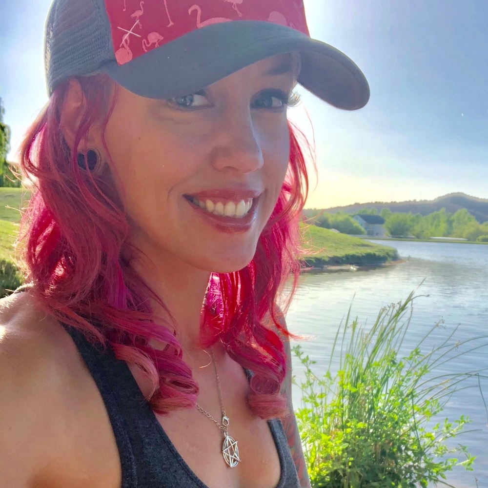 Meet your Posher, Kendra